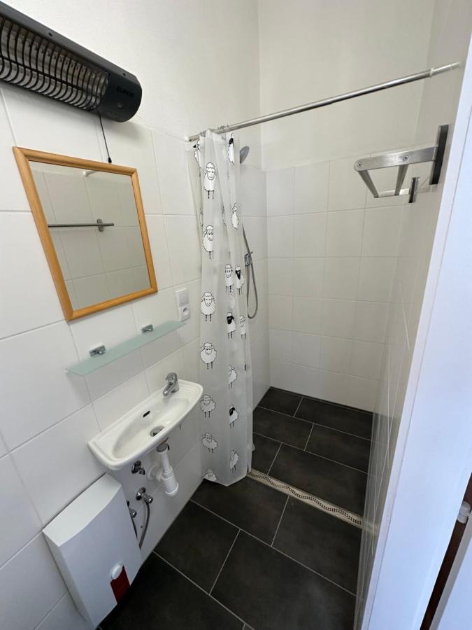Central Plaza Mini Apartment 1 บรุคอันแดร์ไลทา ภายนอก รูปภาพ